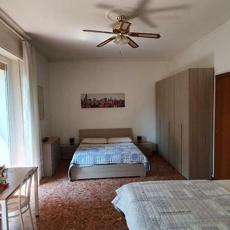 Bed and Breakfast Lo Scoiattolo Верона Экстерьер фото